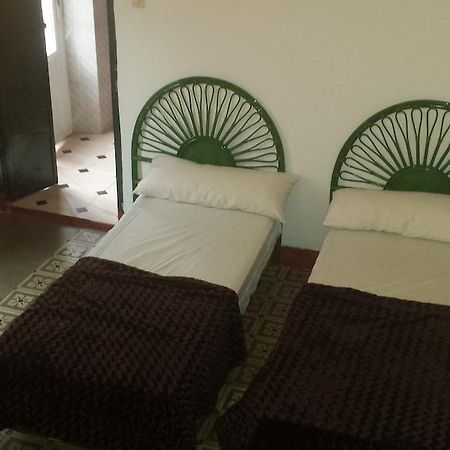 Pension Bailen Sevilla Exteriör bild