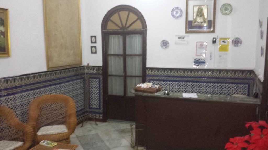 Pension Bailen Sevilla Exteriör bild